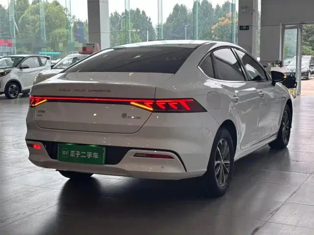 BYD Qin PLUS — Фото автомобиля 6