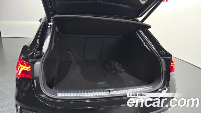 Audi Q3 35 TDI Premium Sportback — Фото автомобиля 27