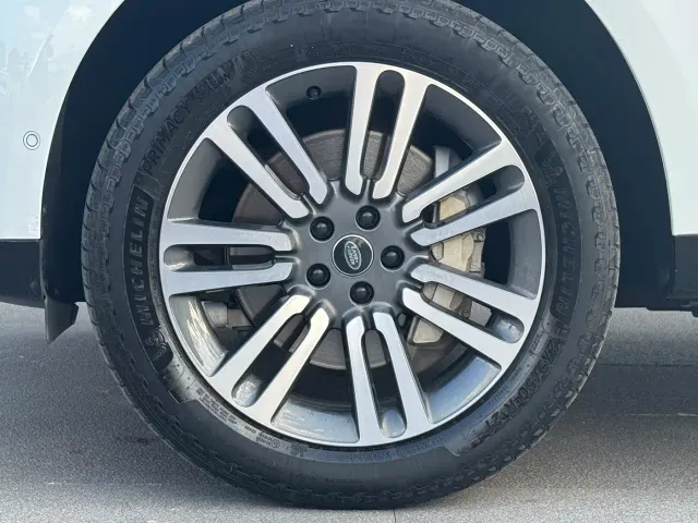 Land Rover Range Rover — Фото автомобиля 11
