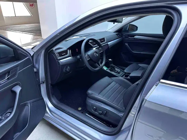 Skoda Superb — Фото автомобиля 9