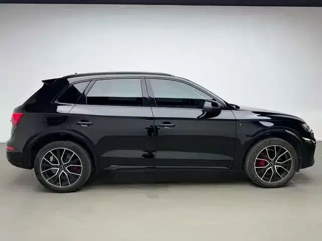 Audi Q5L — Фото автомобиля 5