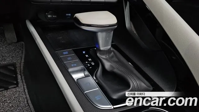 Hyundai AVANTE Avante (CN7) — Фото автомобиля 9