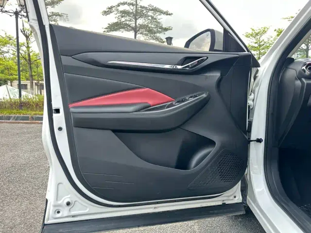 Changan Oushang X5 — Фото автомобиля 4
