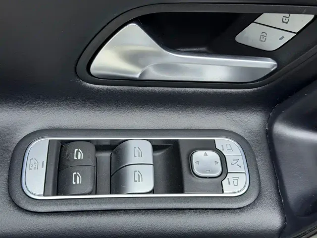 Mercedes-Benz A-Class — Фото автомобиля 9