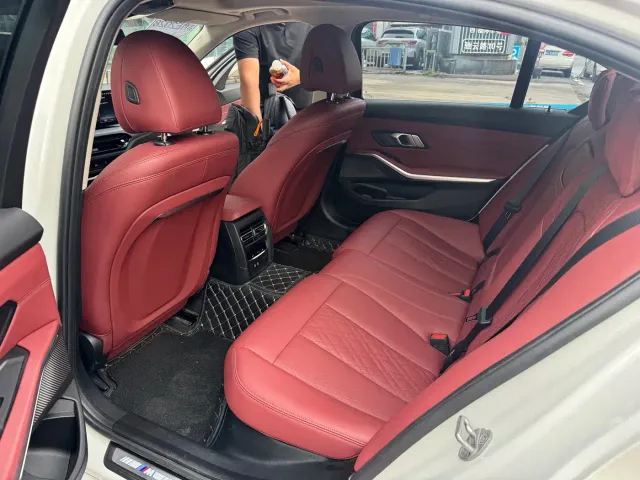 BMW 3 Series — Фото автомобиля 7