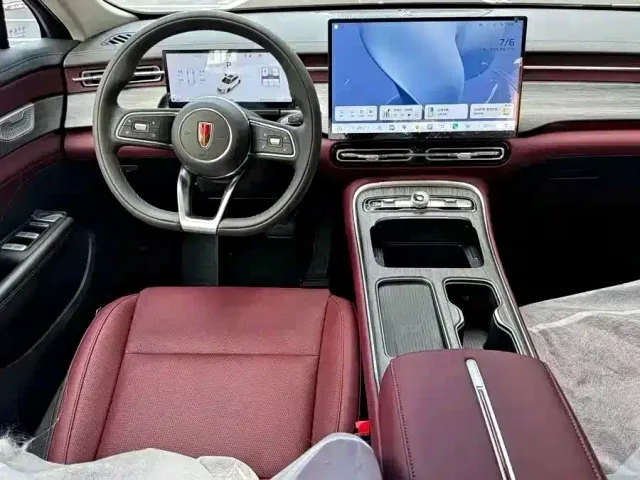 Hongqi H5 — Фото автомобиля 3