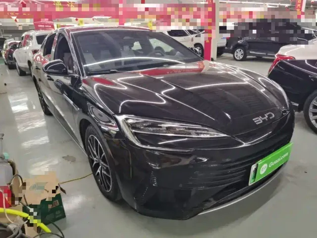 BYD Seal — Фото автомобиля 3