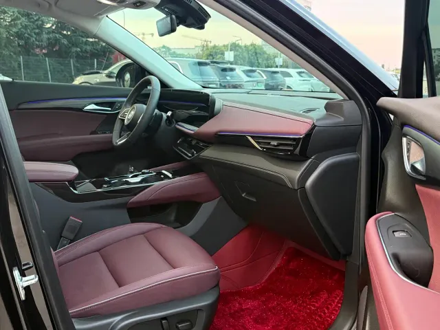 Buick Envision Plus — Фото автомобиля 10