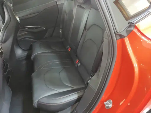 Xiaomi SU7 — Фото автомобиля 16