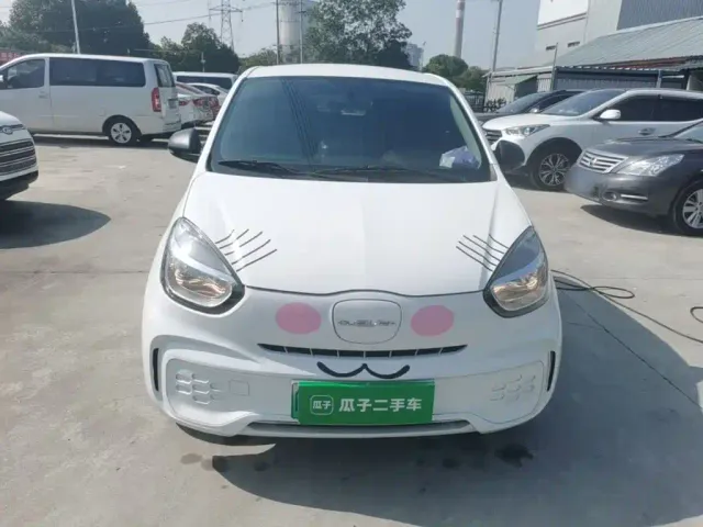 Roewe Clever — Фото автомобиля 2