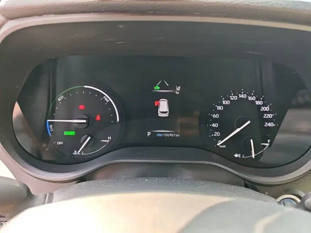 Toyota Granvia — Фото автомобиля 11