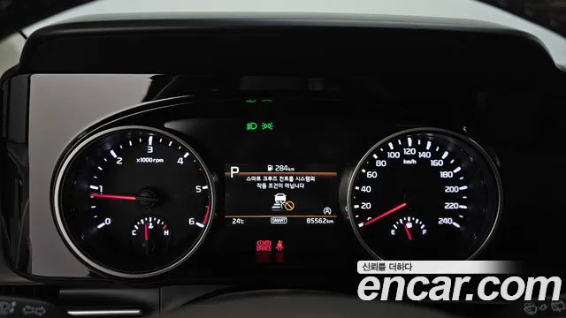 Kia Canival Carnival 4 поколение Дизель 9 мест Prestige — Фото автомобиля 8