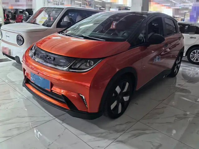 Фотография автомобиля — BYD Dolphin