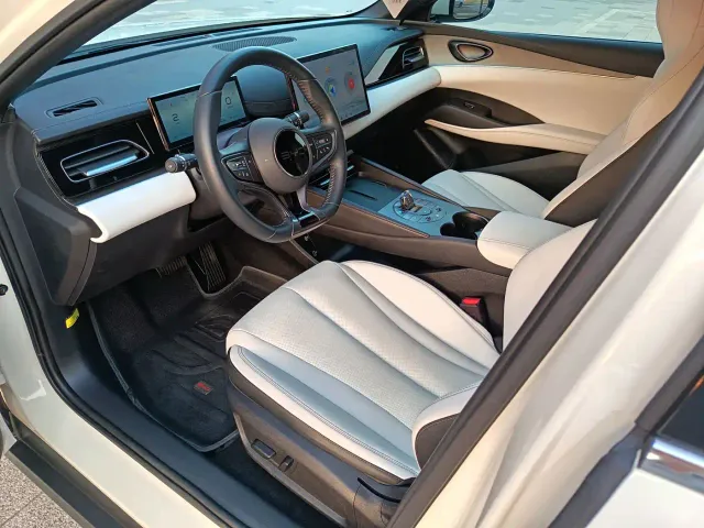 BYD Seal 06 — Фото автомобиля 10