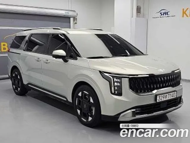 Kia Carnival 4th Gen — Фото автомобиля 4
