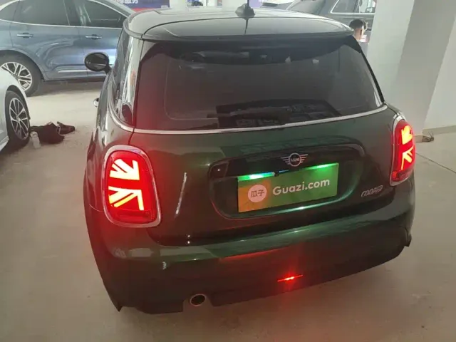 MINI Hatch — Фото автомобиля 5
