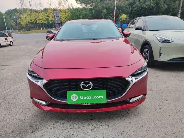 Mazda Axela — Фото автомобиля 2