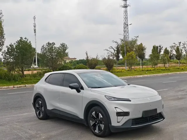 Deepal Shenlan S05 2024 510Max Pure Electric Edition — Фото автомобиля 3