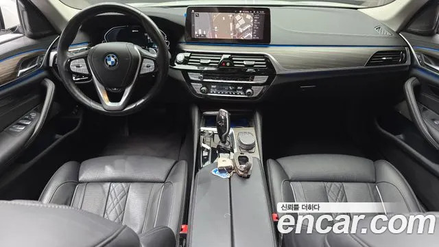 BMW 5-Series 5 серия (G30) — Фото автомобиля 7
