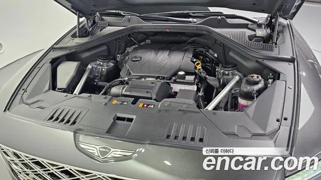 Genesis GV80 2.5T Бензин AWD — Фото автомобиля 6