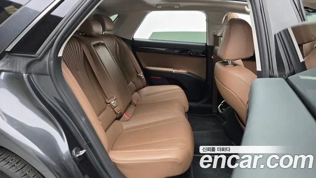 Hyundai Grandeur GN7 — Фото автомобиля 11