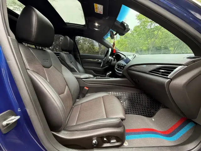 Cadillac CT5 — Фото автомобиля 18