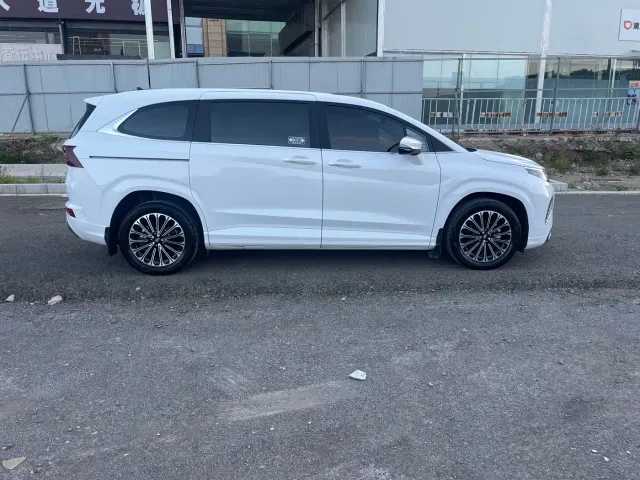 Hyundai Custo — Фото автомобиля 9