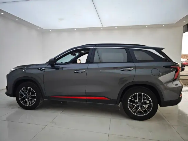 Changan CS75 Plus — Фото автомобиля 12