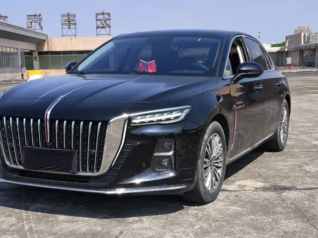 Фотография автомобиля — Hongqi H5