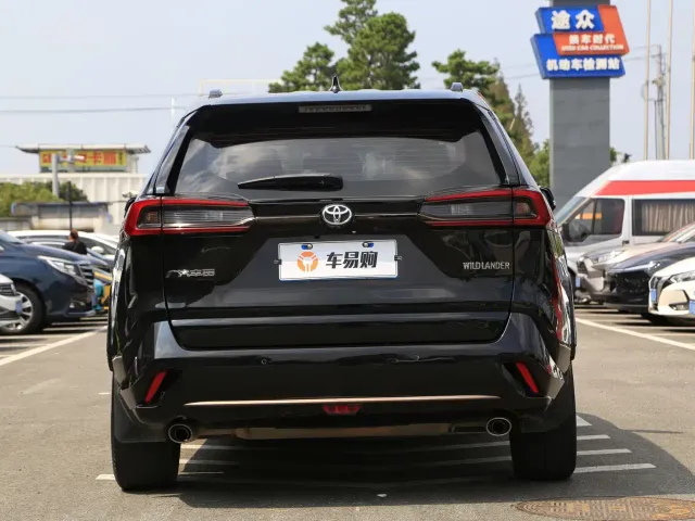 Toyota Wildlander — Фото автомобиля 20