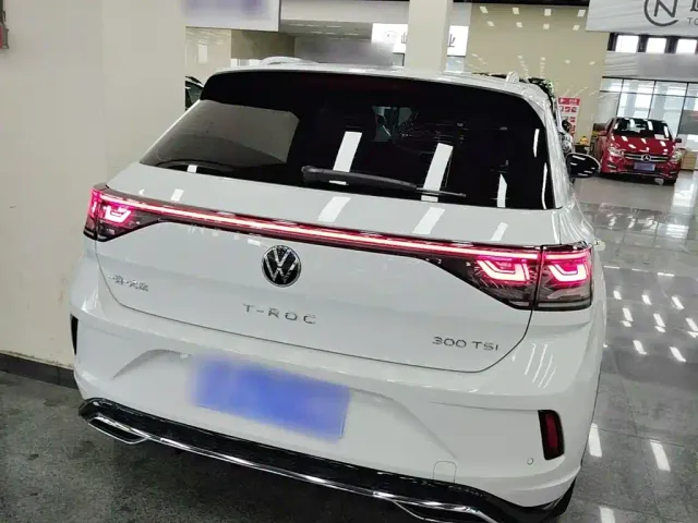 Volkswagen T-Roc — Фото автомобиля 5