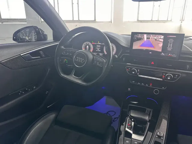Audi A4L — Фото автомобиля 5