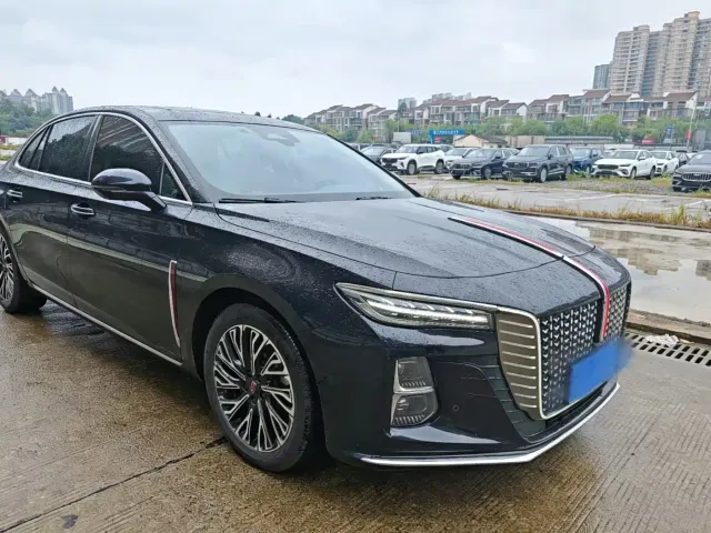 Hongqi H5 — Фото автомобиля 3