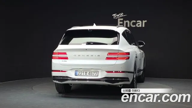 Genesis GV80 2.5T Бензин 2WD — Фото автомобиля 4