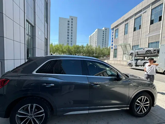 Audi Q3 — Фото автомобиля 4