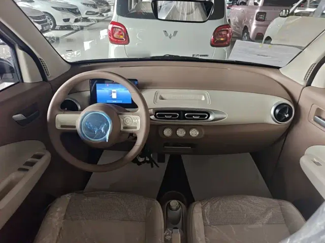 Wuling Hongguang Mini EV — Фото автомобиля 9