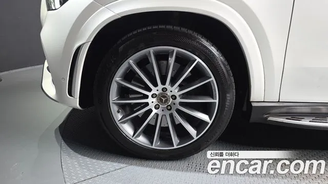 Mercedes-Benz GLE-Class — Фото автомобиля 5