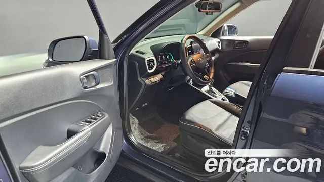 Hyundai Venue — Фото автомобиля 15