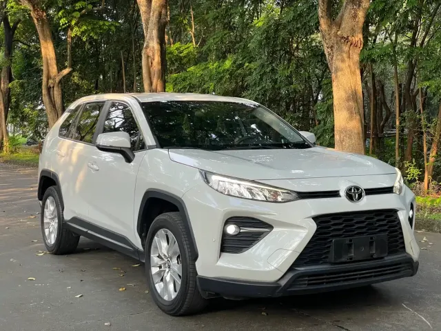 Toyota Wildlander 2022 Facelift 2.0L CVT 2WD Leading Edition — Фото автомобиля 6
