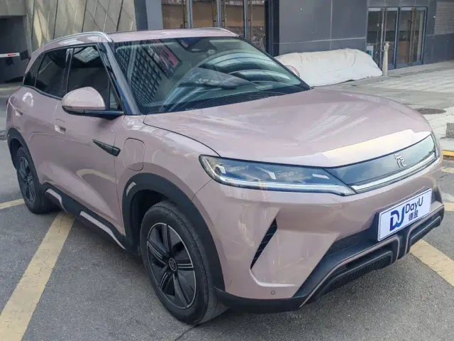 BYD Yuan UP — Фото автомобиля 3