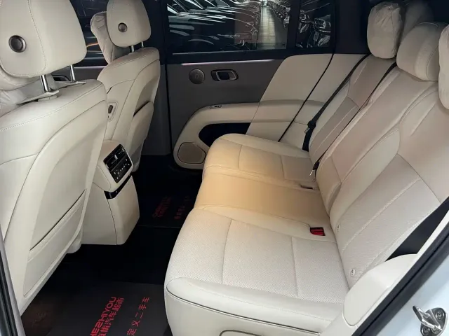 Li Auto i6 — Фото автомобиля 9