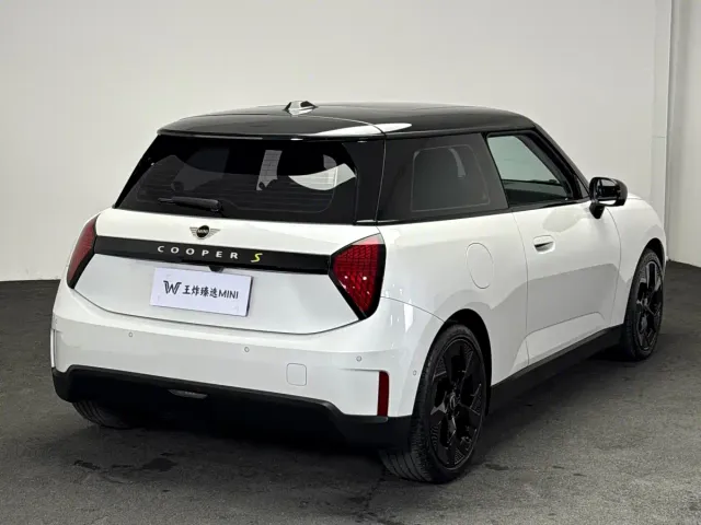 MINI Cooper — Фото автомобиля 15