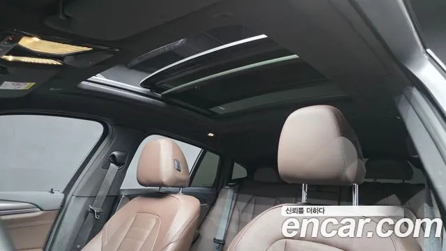 BMW X4 xDrive20i M Sport — Фото автомобиля 19