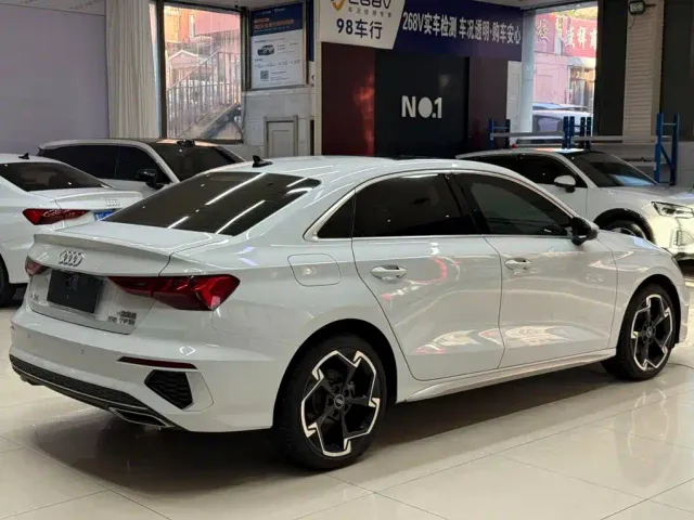 Audi A3 — Фото автомобиля 4
