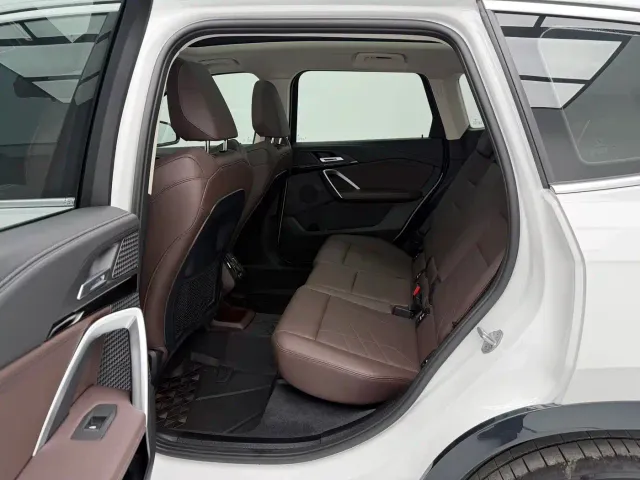 BMW X1 — Фото автомобиля 10