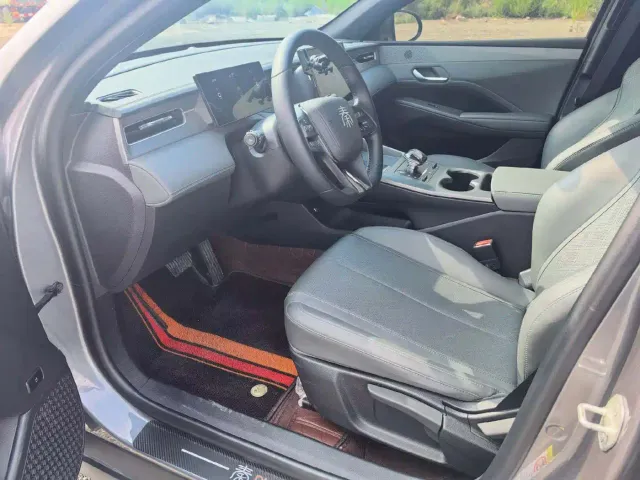 BYD Qin PLUS — Фото автомобиля 7