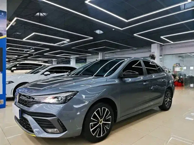 Фотография автомобиля — Roewe i5