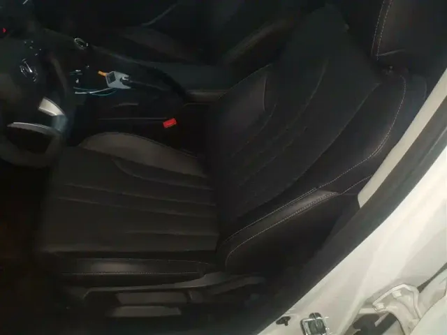 Changan Eado — Фото автомобиля 14