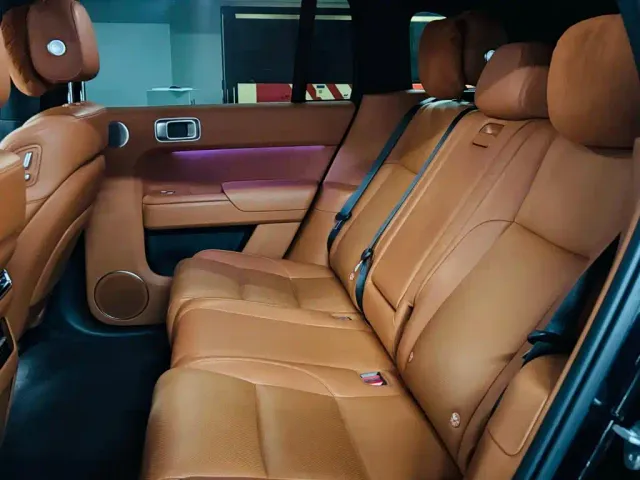 Li Auto L7 — Фото автомобиля 9