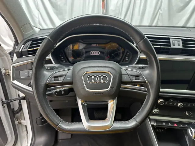 Audi Q3 — Фото автомобиля 7